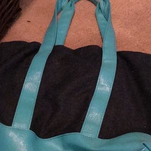 A navy/light blue bag